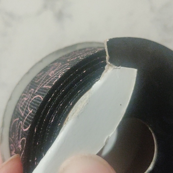 Ribbon - Picture 9 of 13